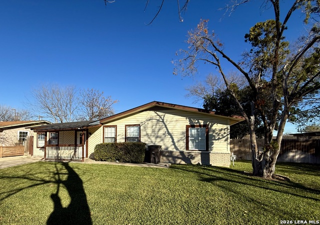 Image 3 of 30 For 511 Millwood