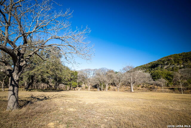 Image 24 of 29 For 837 Bingham  