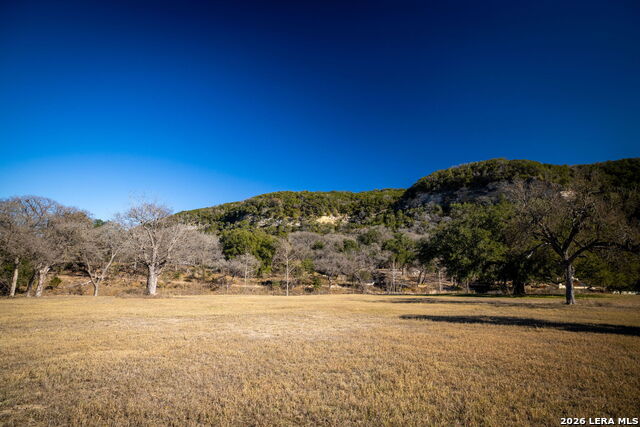 Image 25 of 29 For 837 Bingham  