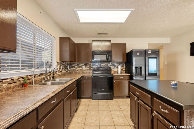 Image 10 of 27 For 131 Clover Creek