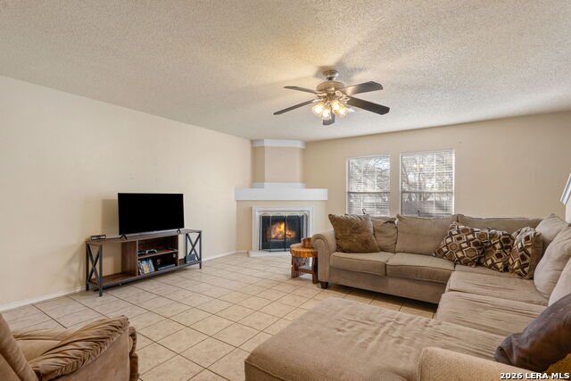 Image 4 of 27 For 131 Clover Creek