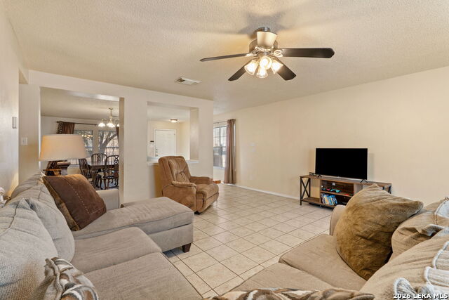 Image 7 of 27 For 131 Clover Creek