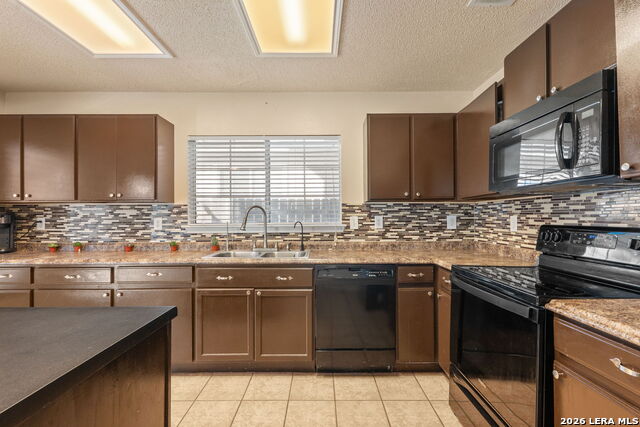 Image 9 of 27 For 131 Clover Creek