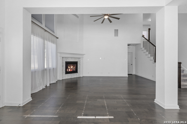 Image 4 of 35 For 619 Hidden View St.