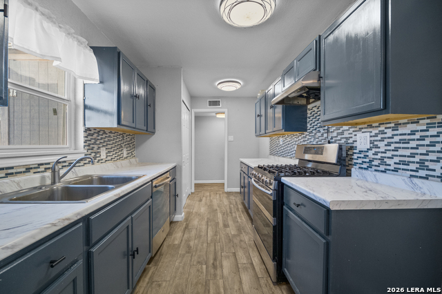 Image 10 of 26 For 339 Creath  