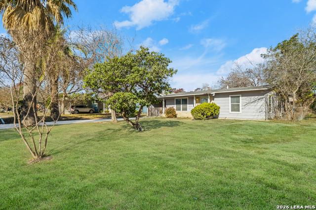 Image 2 of 26 For 339 Creath  