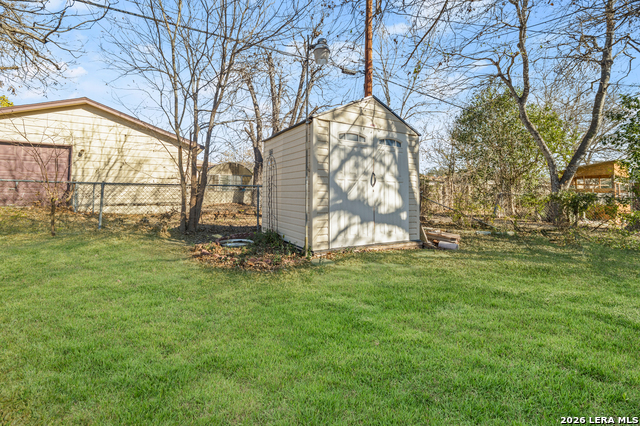 Image 26 of 26 For 339 Creath  