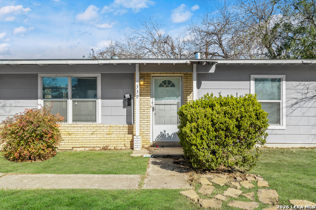 Image 4 of 26 For 339 Creath  