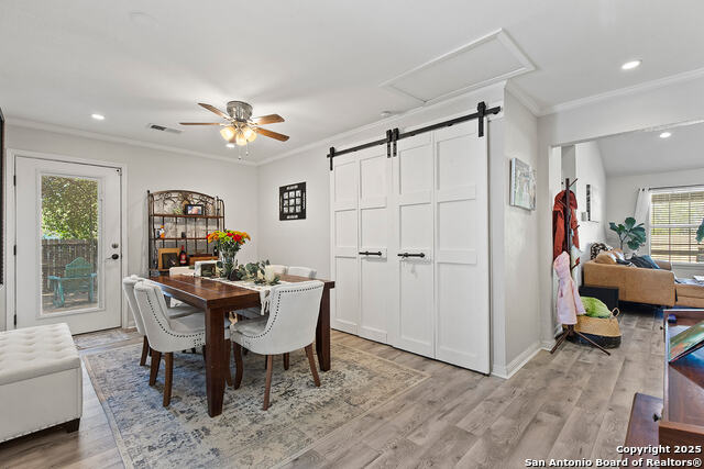 Image 16 of 40 For 204 Lake Park