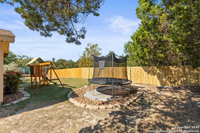 Image 32 of 40 For 204 Lake Park