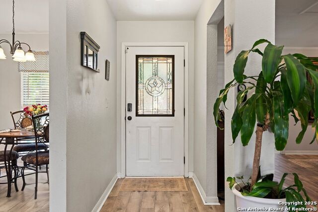 Image 4 of 40 For 204 Lake Park