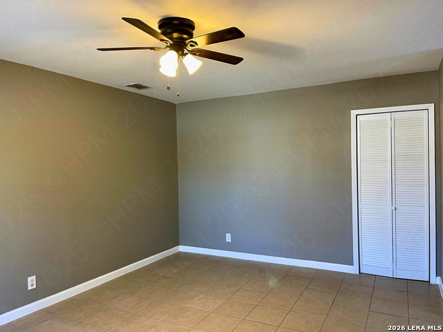 Image 4 of 15 For 768 Edgebrook Lane