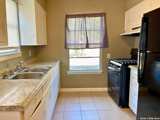 Image 6 of 15 For 768 Edgebrook Lane