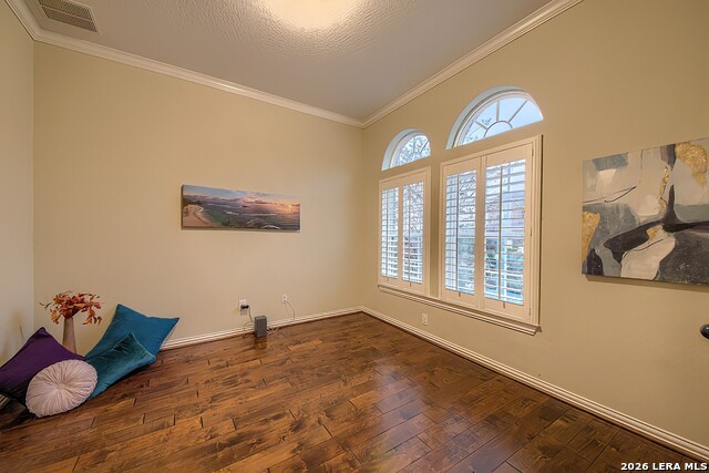 Image 7 of 70 For 25606 Poerner Trail