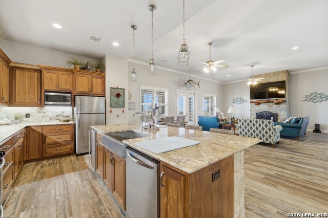 Image 11 of 40 For 125 Dockside Dr