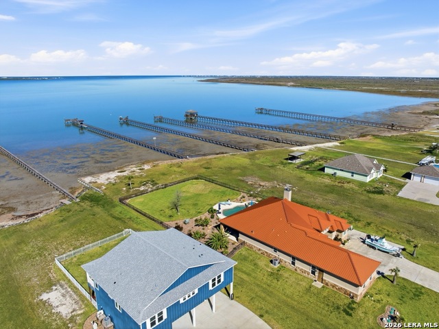 Image 4 of 40 For 125 Dockside Dr