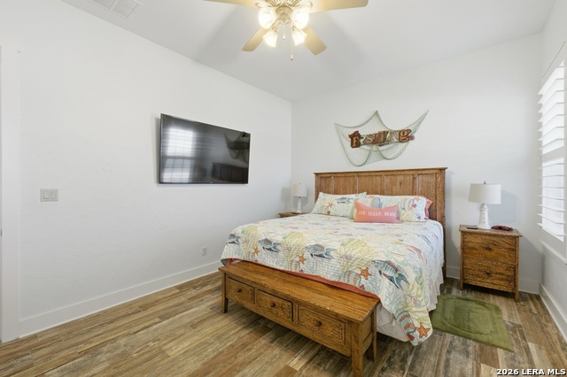 Image 8 of 40 For 125 Dockside Dr