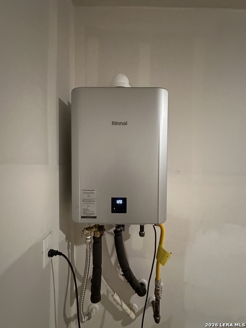 Image 18 of 34 For 6751 Pumice Place