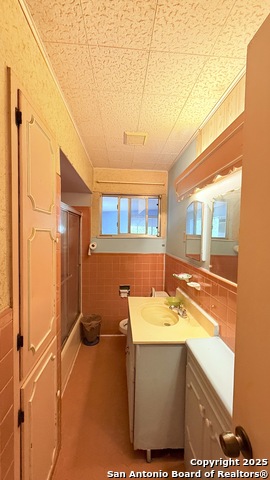 Image 12 of 19 For 122 Newport  