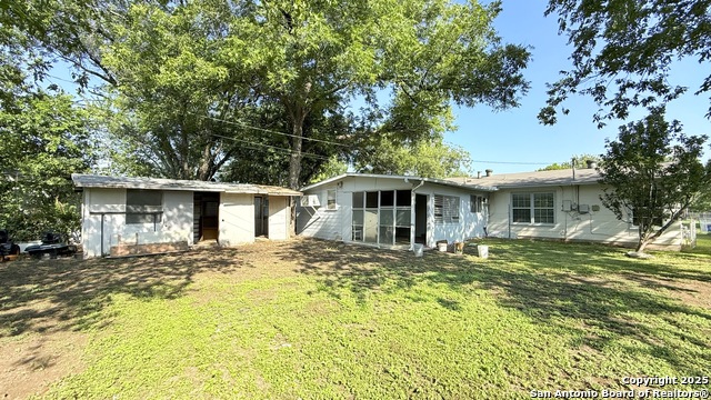 Image 18 of 19 For 122 Newport  