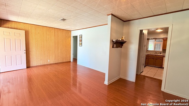 Image 4 of 19 For 122 Newport  