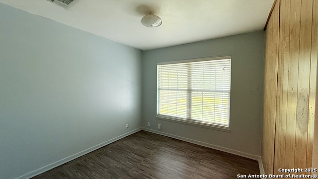 Image 9 of 19 For 122 Newport  