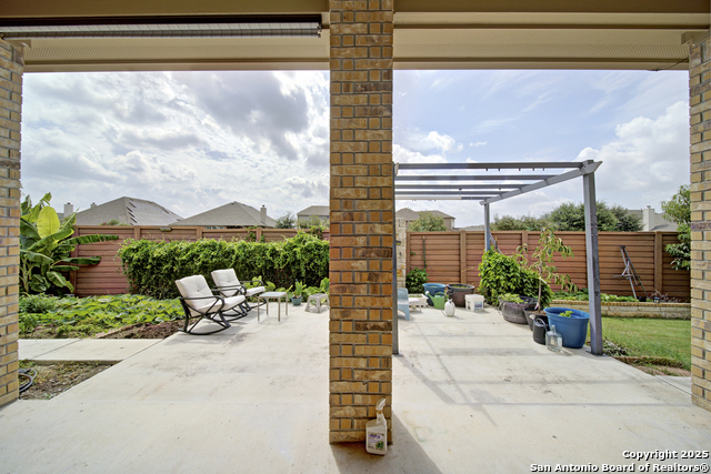 Image 23 of 26 For 7514 Foss Alley