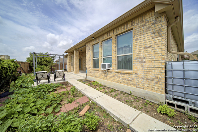 Image 25 of 26 For 7514 Foss Alley