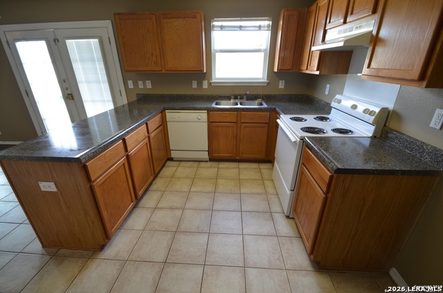 Image 4 of 10 For 9139 Laguna  