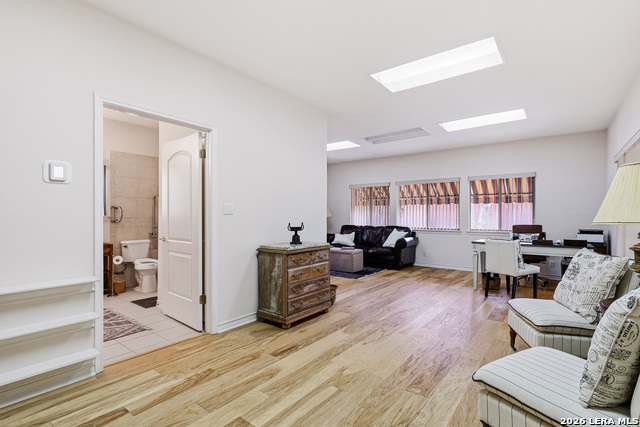 Image 27 of 35 For 7 Greens Shadow