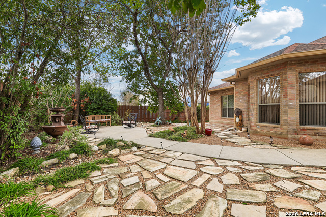 Image 30 of 35 For 7 Greens Shadow