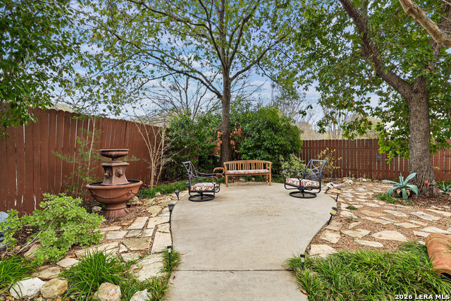 Image 32 of 35 For 7 Greens Shadow