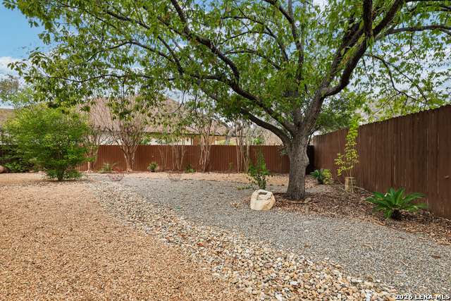 Image 34 of 35 For 7 Greens Shadow