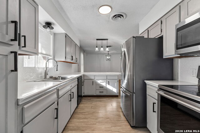 Image 13 of 26 For 322 Lantana  