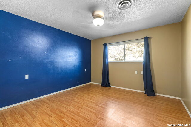 Image 21 of 26 For 322 Lantana  