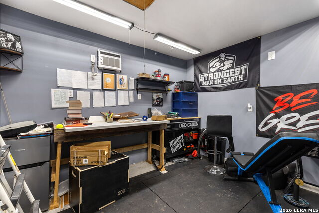 Image 25 of 26 For 322 Lantana  