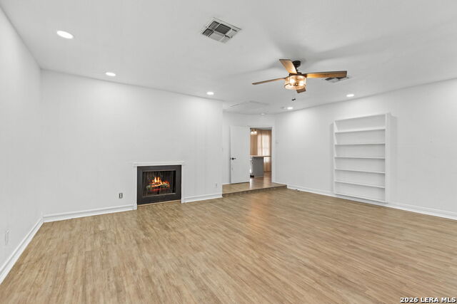 Image 5 of 26 For 322 Lantana  