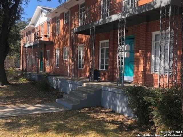 Details for 553 Club  3, San Antonio, TX 78201