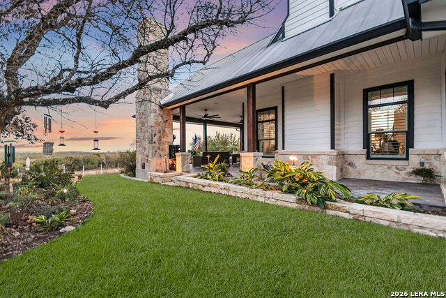 Listing photo id 122 for 292 Fossil Ridge