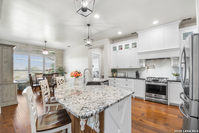 Listing photo id 16 for 292 Fossil Ridge