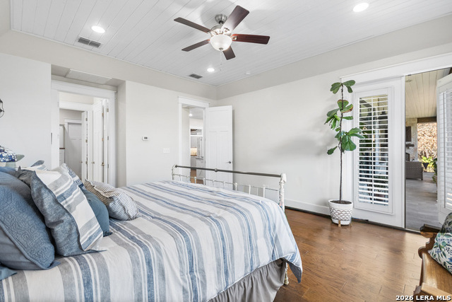 Listing photo id 24 for 292 Fossil Ridge