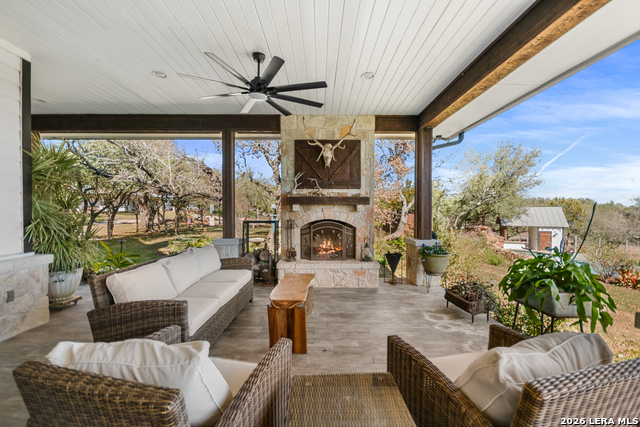 Listing photo id 49 for 292 Fossil Ridge