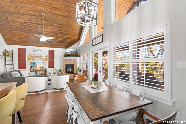 Listing photo id 72 for 292 Fossil Ridge