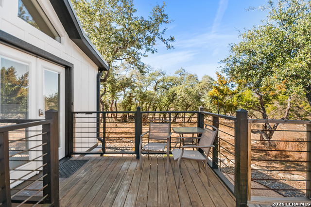 Listing photo id 90 for 292 Fossil Ridge