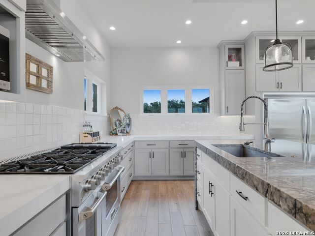 Image 16 of 57 For 298 Table Rock