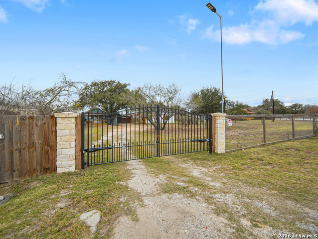 Details for 429 Palo Alto, Von Ormy, TX 78073