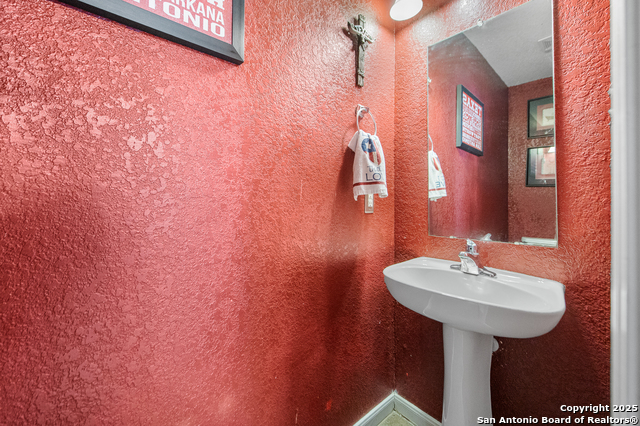 Image 16 of 41 For 5742 Butch Cyn