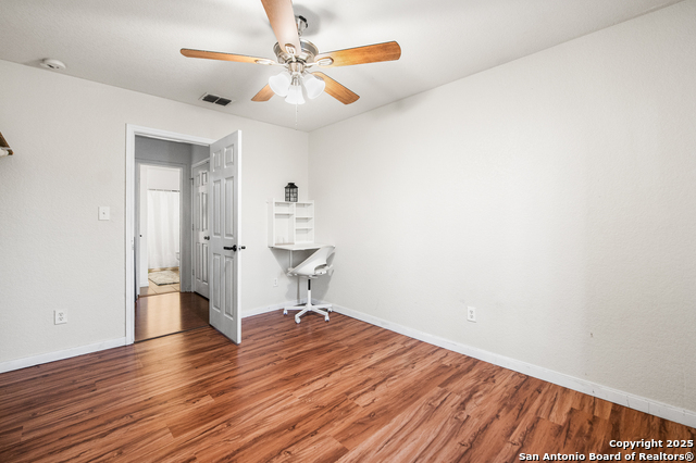 Image 25 of 41 For 5742 Butch Cyn