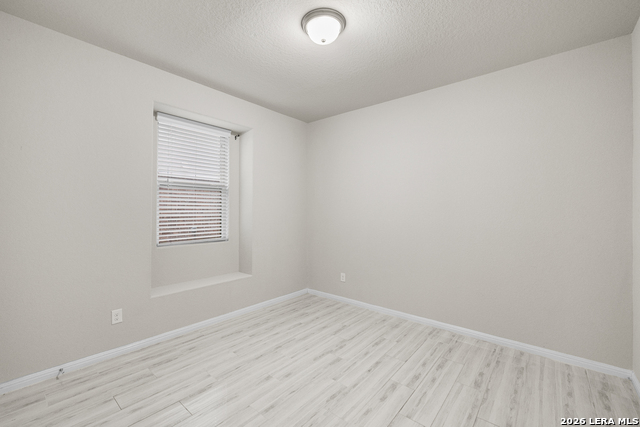 Listing photo id 11 for 10223 Meadow Lark