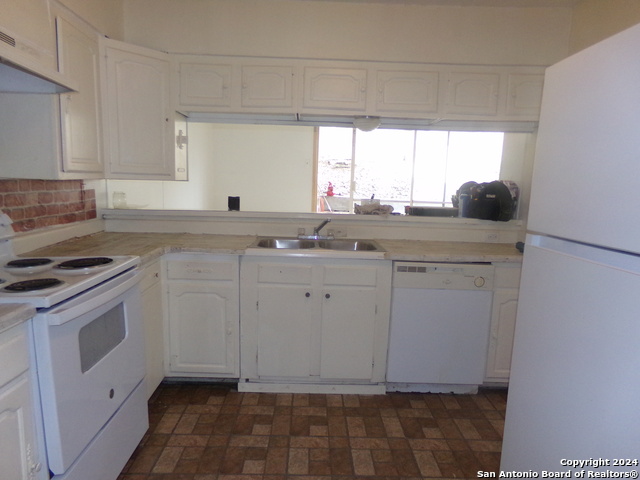 Image 2 of 30 For 4835 Gus Eckert  3